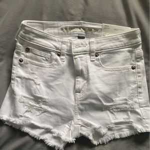 American Eagle White Denim Shorts NWT Size 00